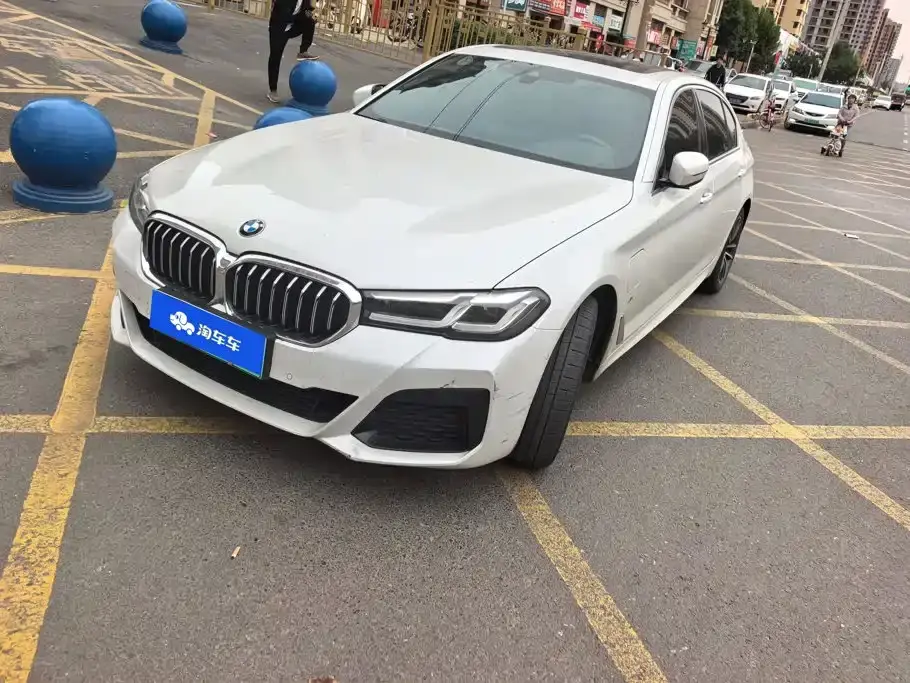 BMW 5 Series New Energy 535Le M Sport Package 2021