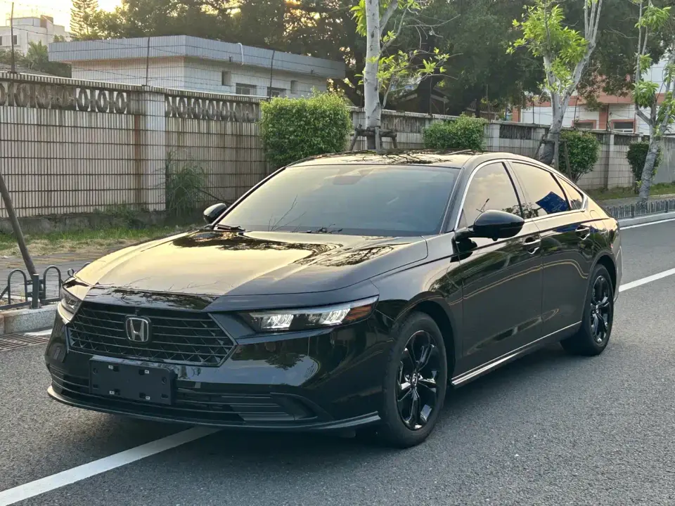 Honda Accord 260TURBO Luxury Edition 2025
