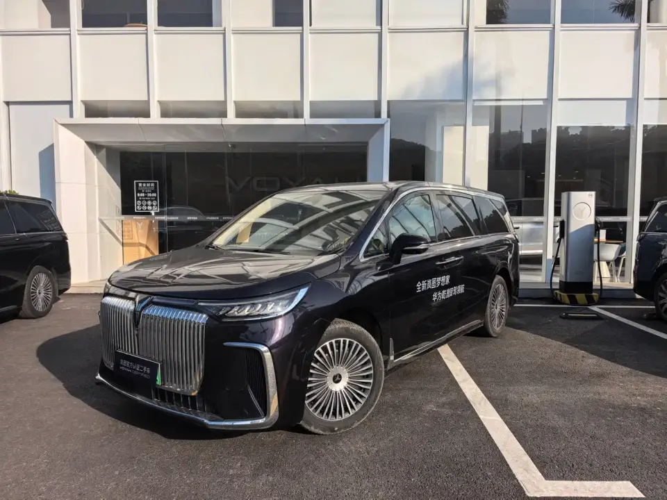 Voyah Auto Voyah Dreamer PHEV AWD Flagship Kunpeng Edition 2024