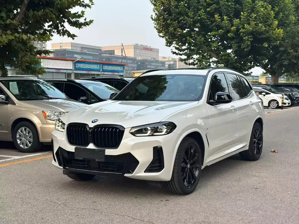 BMW X3 xDrive30i Premium M Night Package 2022