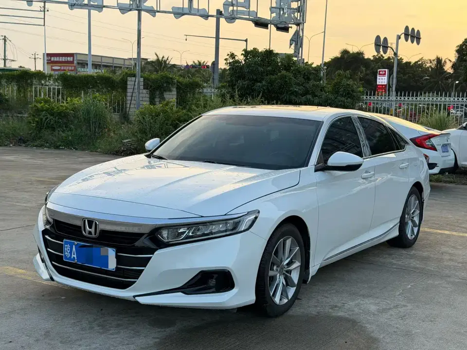 Honda Accord 260TURBO Luxury Edition 2022