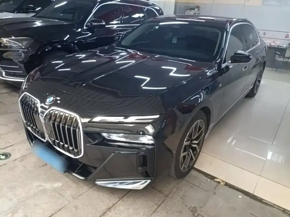 BMW 7 Series Model 735Li M Sport Package 2024