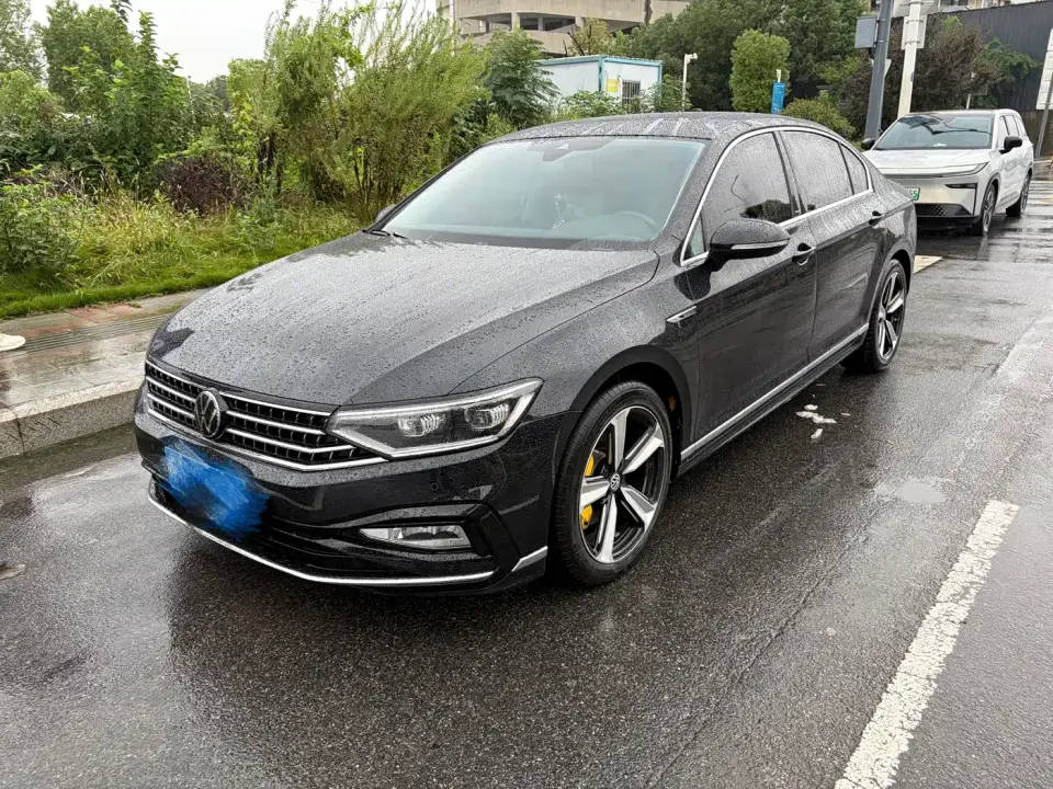 Volkswagen Magotan Model 2 Million Commemorative Edition 330TSI DSG Luxury 2023