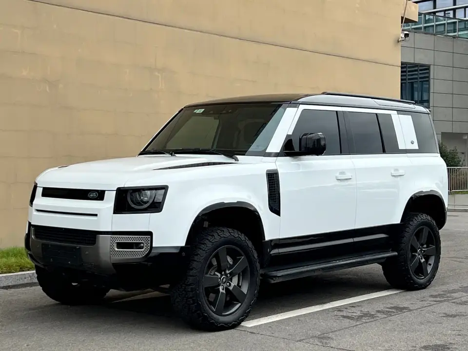 Land Rover Defender 110 3.0T P400 X 2024