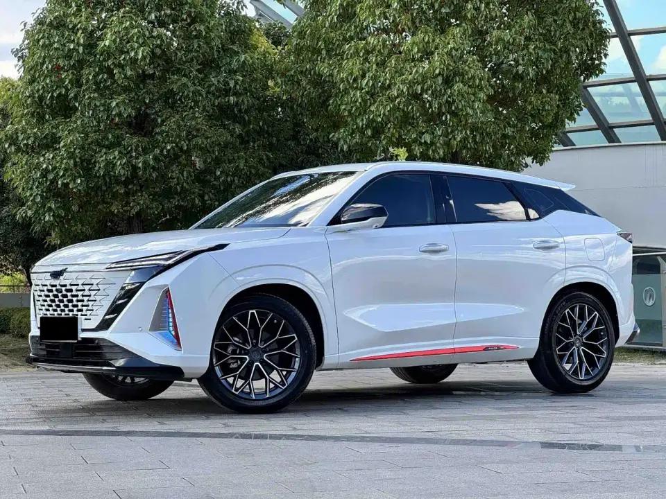 Changan Oshan Z6 Blue Whale 1.5T DCT Smart Leader 2024