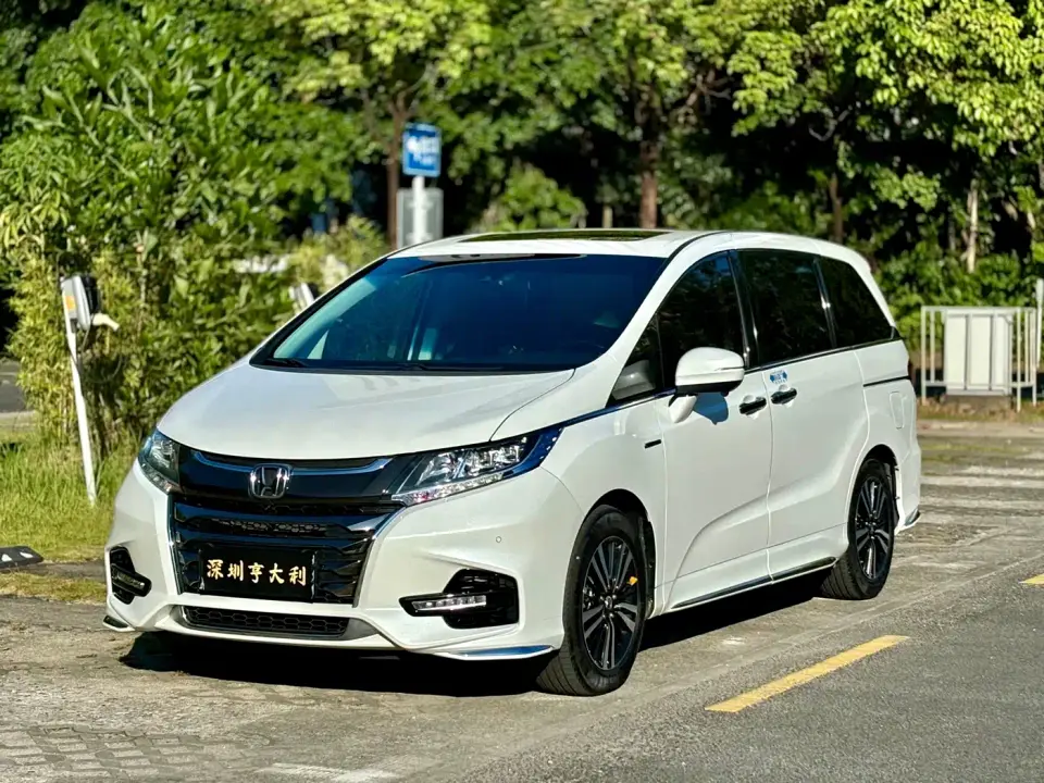 Honda Odyssey 2.0L Sharp Exclusive Edition 2021