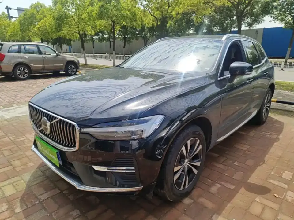 Volvo XC60 B5 AWD Smart Luxury Edition 2023