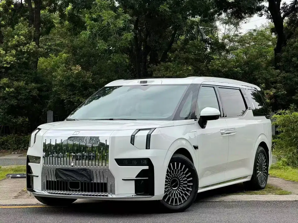 Zeekr 009 7-Seat Aisle AWD Version 108kWh 2024