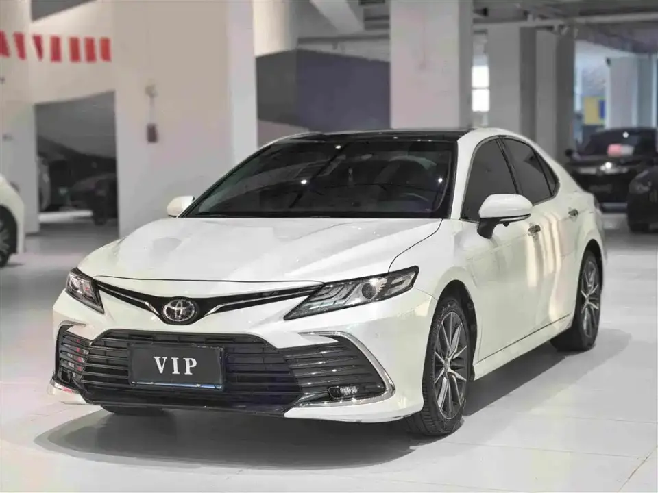 Toyota Camry 2.5G Luxury Edition 2022