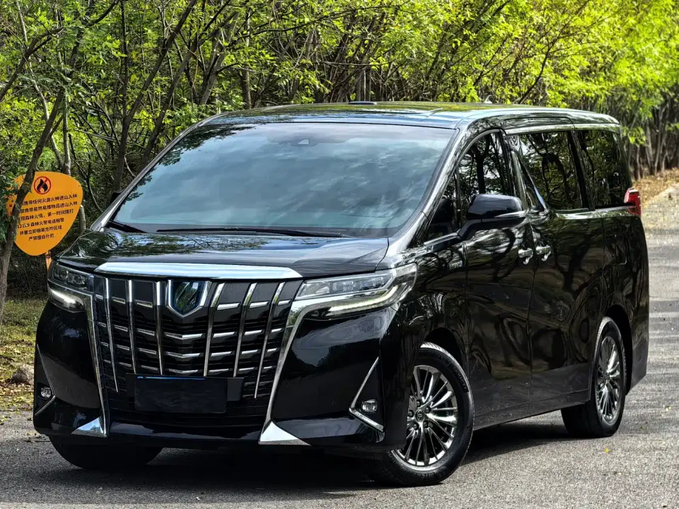Toyota Alphard Hybrid 2.5L Premium 2023