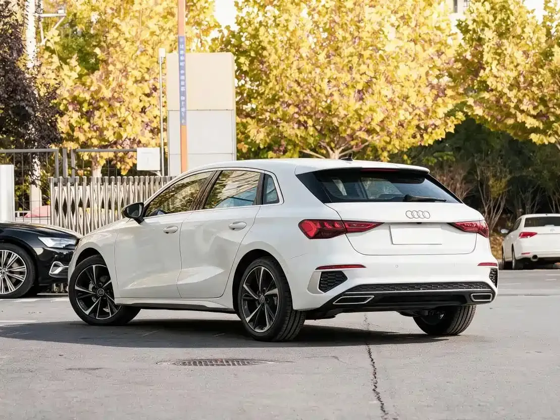Audi A3 Sportback 35 TFSI Fashion Sport 2023 — фото 6
