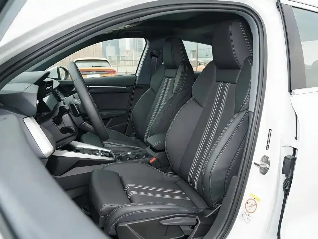 Audi A3 Sportback 35 TFSI Fashion Sport 2023 — фото 10