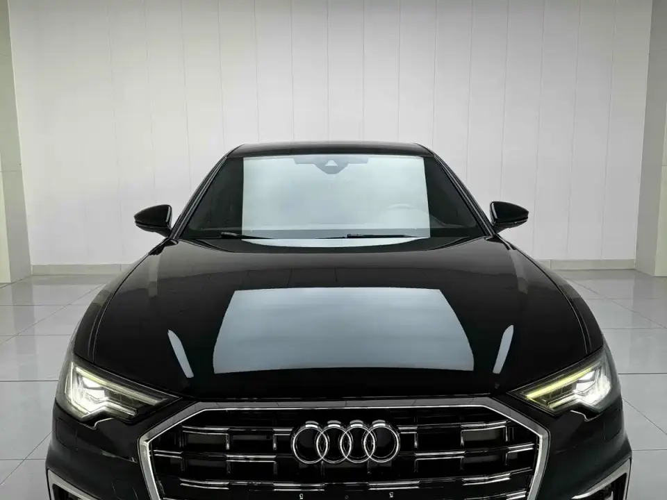 Audi A6L 45 TFSI Premium Elegance 2022