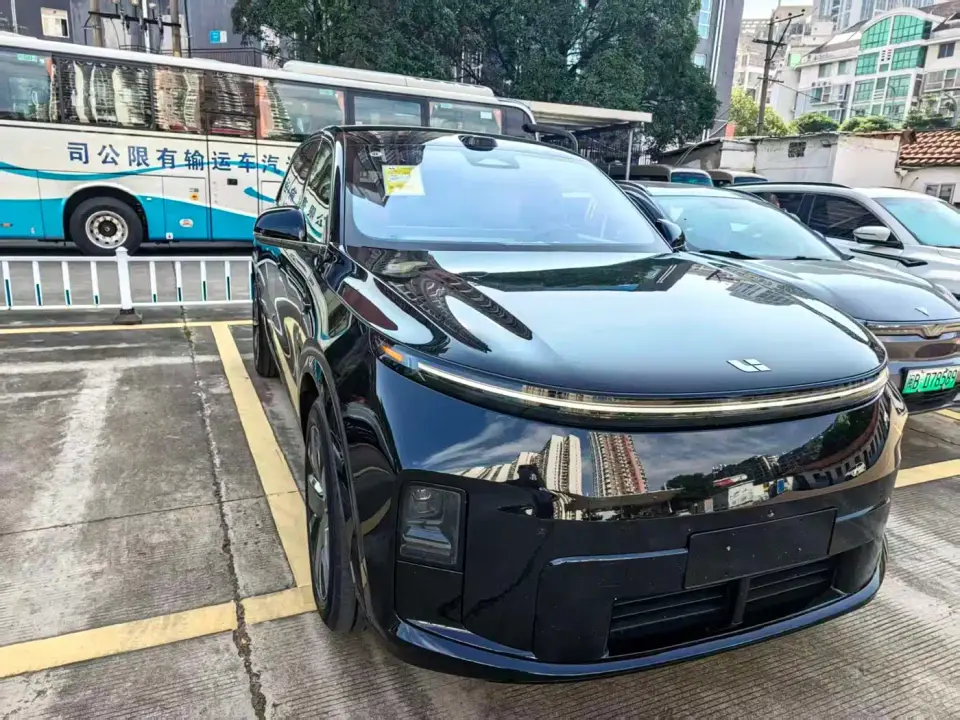 Li Auto Li L8 2026