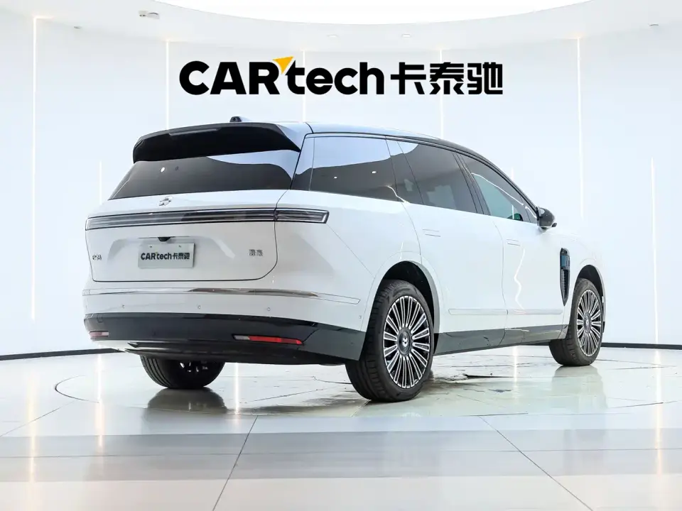 NIO ES8 Base Model 7-Seater 2026