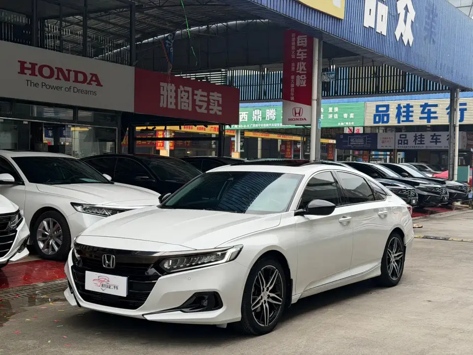 Honda Accord 260TURBO Phantom Night Premium 2023
