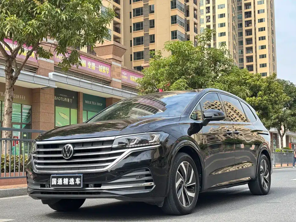 Volkswagen Viloran 330TSI Luxury Edition 2021