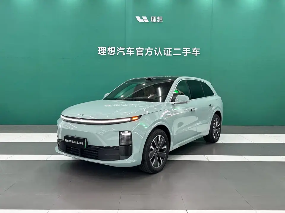 Li Auto L6 Pro Smart Renewal Edition 2025