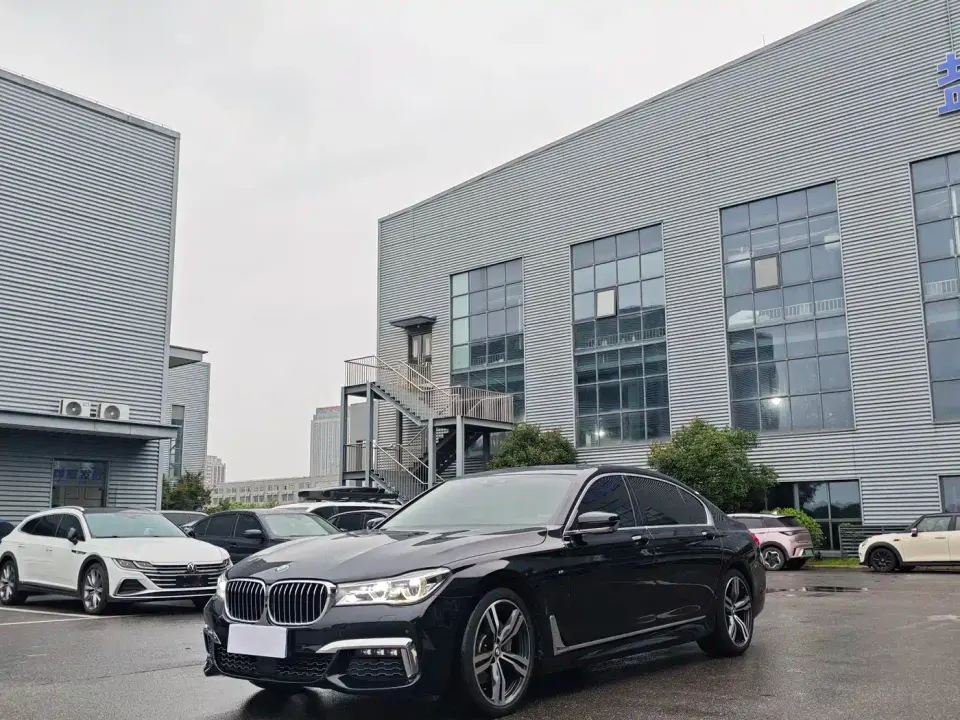BMW 7 Series 740Li xDrive Premium Type M Sport Package 2019