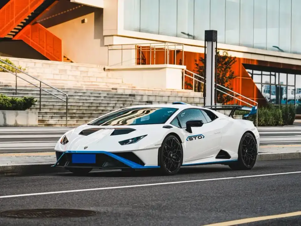 Lamborghini Huracán Huracán STO 2023