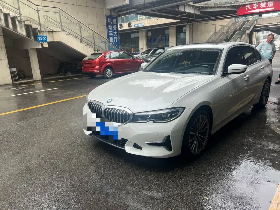 BMW 3 Series 325Li Launch Edition 2019