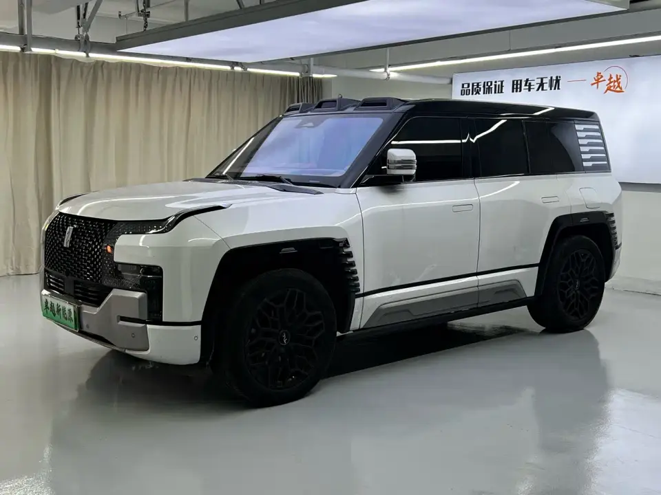 Yangwang U8 Luxury Edition 2024