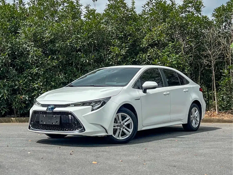 Toyota Levin Dual Engine 1.8H E-CVT Leading Edition 2023