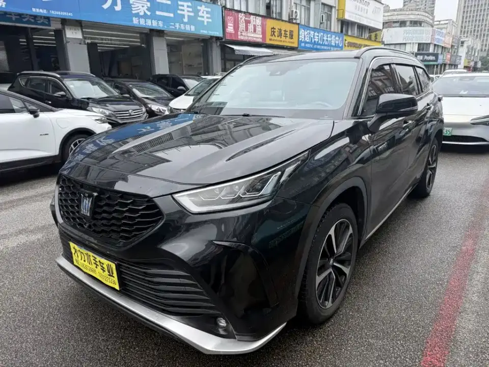 Toyota Crown Kluger 2.5L HEV AWD Luxury Edition 2023
