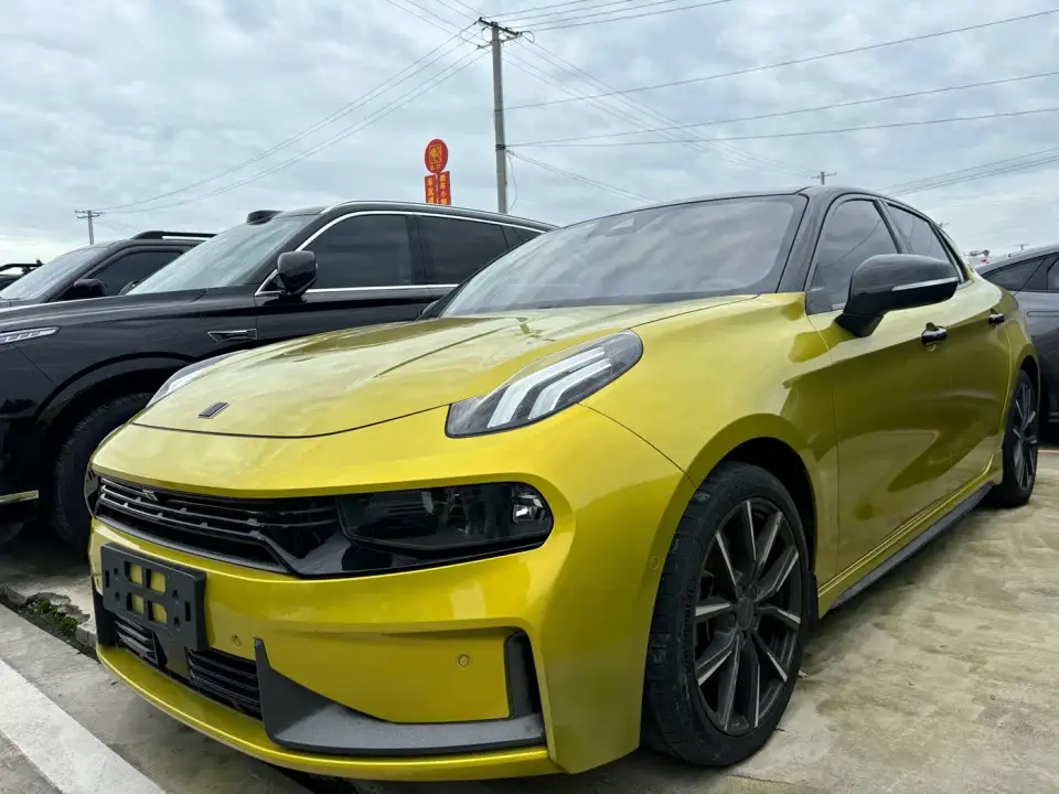Lynk & Co 03 03+ 2.0TD Auto Wind Rider Edition 2021