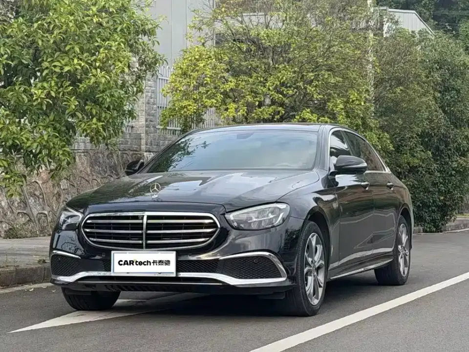 Mercedes-Benz E-Class Second Facelift E 300 L Sport Fashion 2022