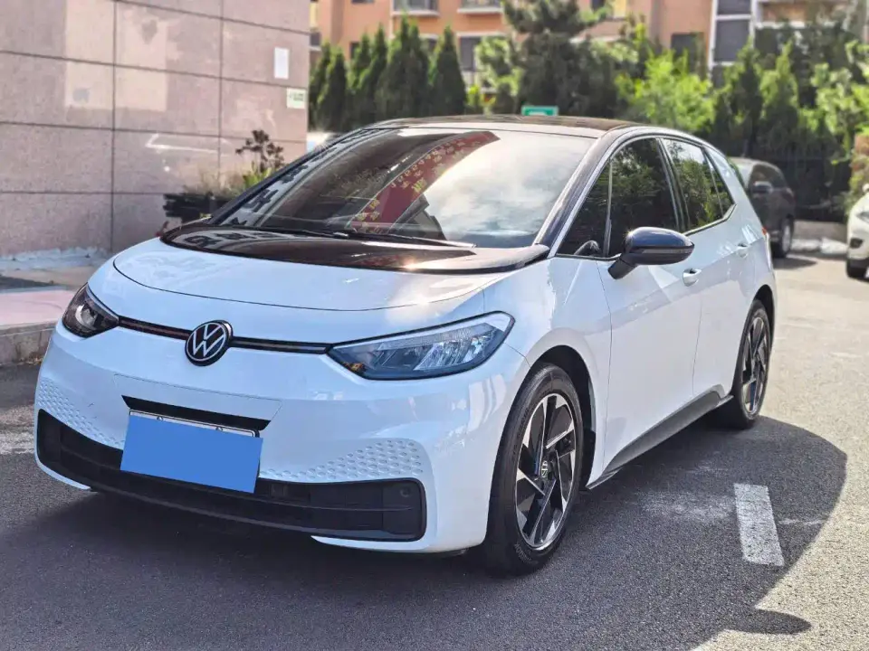 Volkswagen ID.3 Smart Outstanding Edition 2025