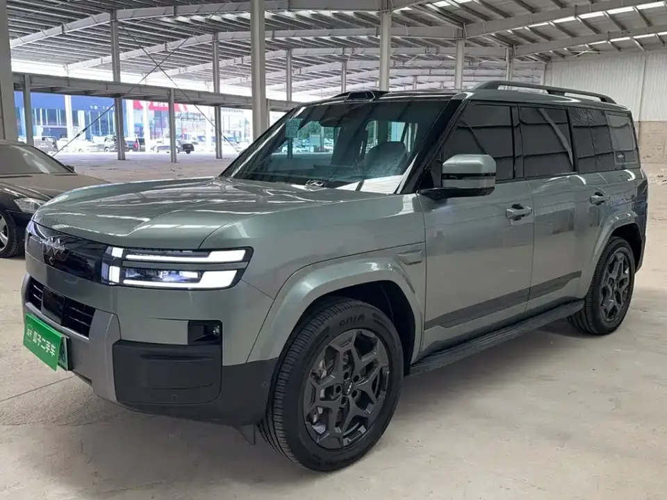Fangchengbao Titanium 7 AWD Base Model 2025