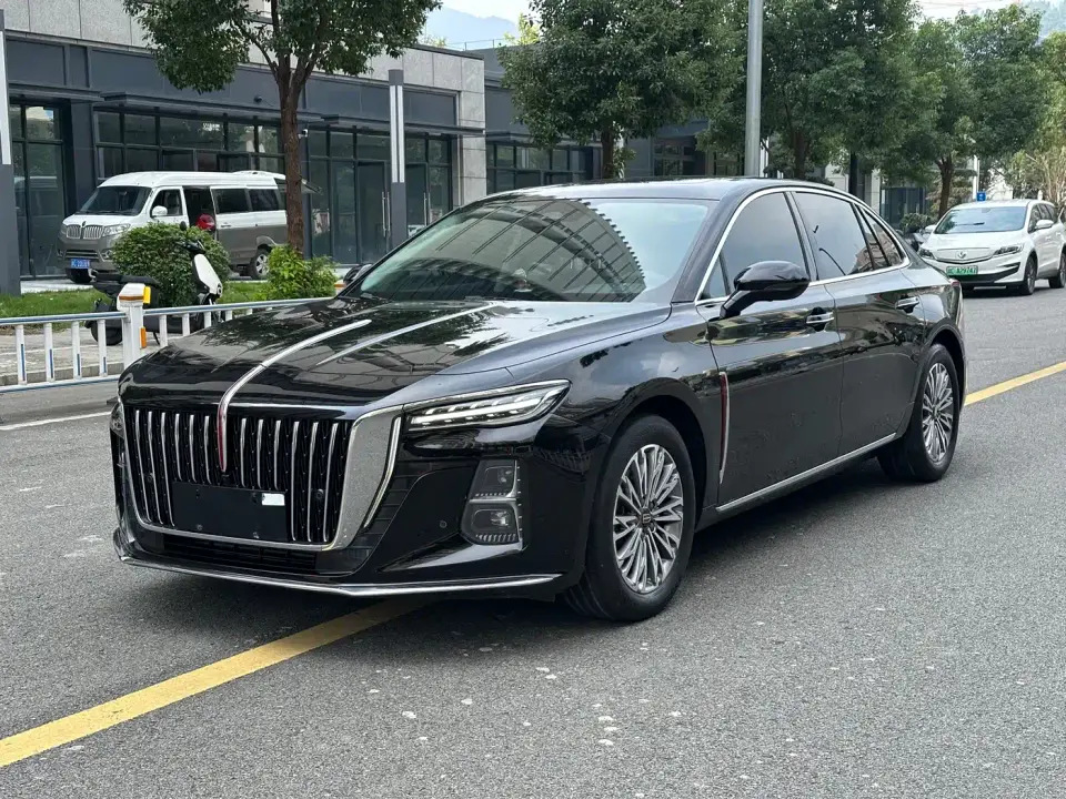 Hongqi H5 2.0T Automatic Smart Connect Flag Enjoy Edition 2023