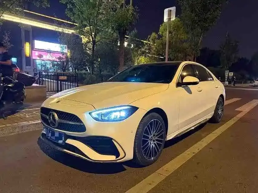 Mercedes-Benz C-Class Facelift III C 260 L 2024