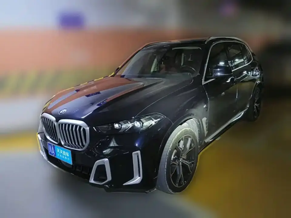 BMW X5 xDrive 30Li Premium M Sport Package 2025