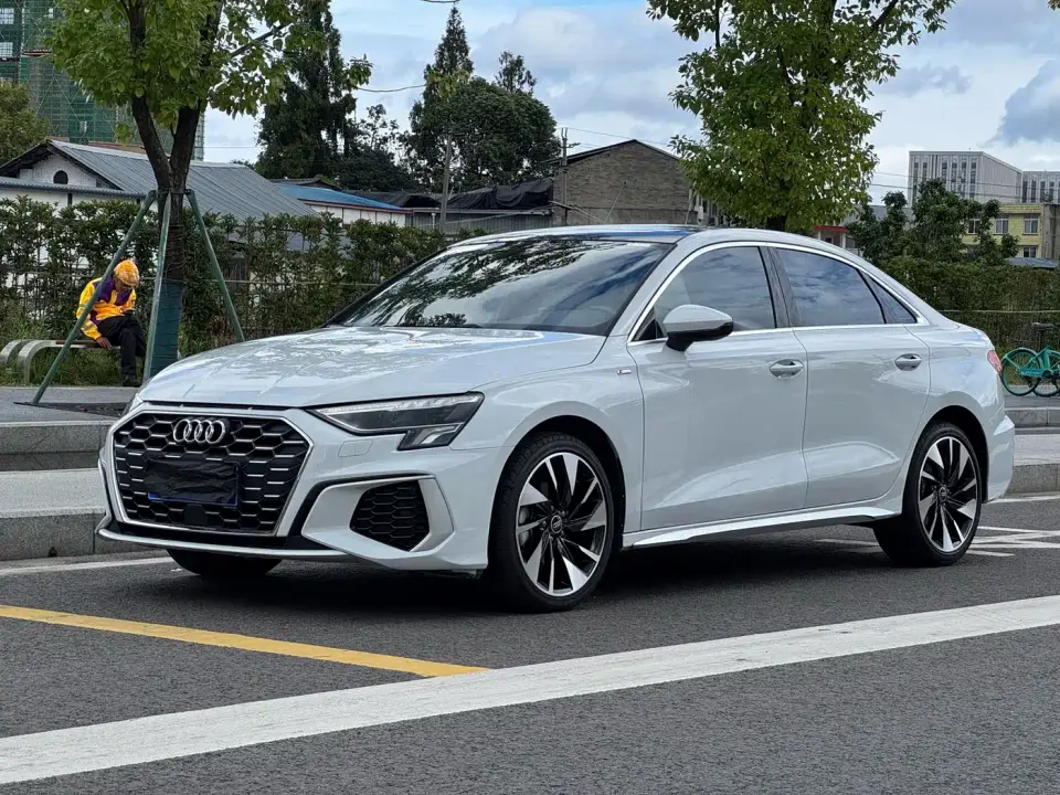 Audi A3 Facelift A3L Limousine 35 TFSI Fashion Sport 2024