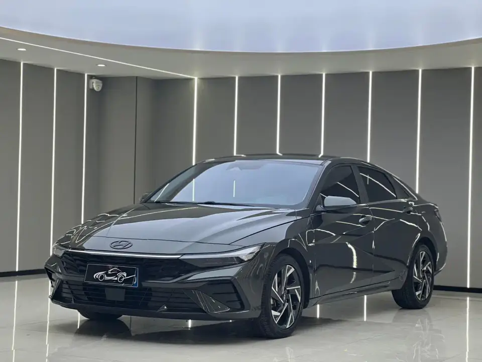 Hyundai Elantra Model 1.5L CVT LUX Premium Edition 2024