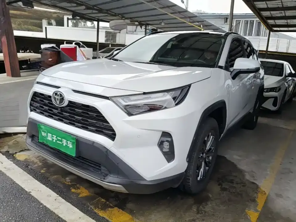 Toyota RAV4 Rongfang 2.0L CVT FWD Style Plus Edition 2024