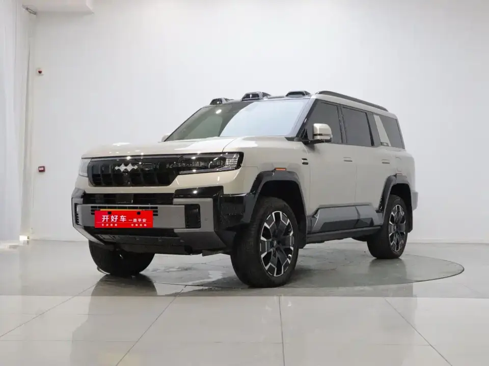 Fangchengbao Leopard 8 Zhiyong Flagship 7-Seater 2025