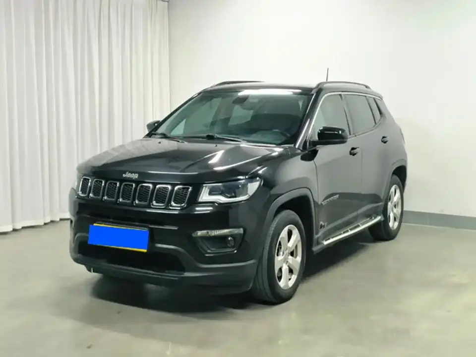 Jeep Compass 200T Auto Family-Connected Large Screen Edition 2019