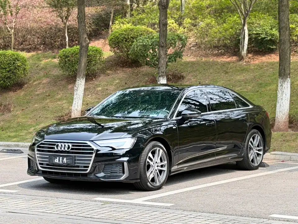 Audi A6L 40 TFSI Luxury Sport 2021