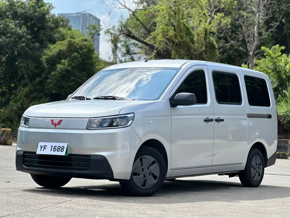 Wuling Motors Wuling Rongguang EV Model 310km Base Type 5-Seater 2026