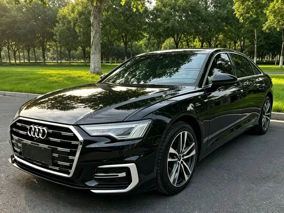Audi A6L 40 TFSI Luxury Dynamic 2022
