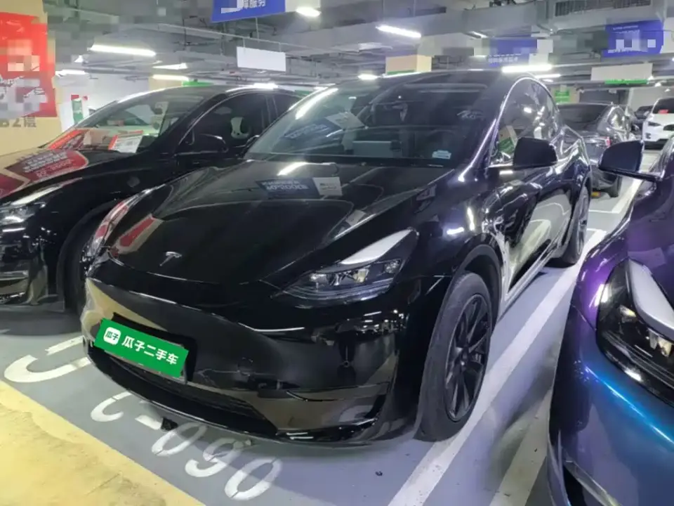 Tesla Model Y Rear-Wheel Drive Edition 2023