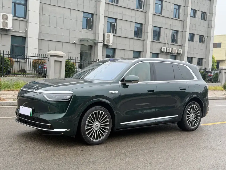 AITO Wenjie AITO M8 Extended Range Ultra 53.4kWh 6-Seater 2025