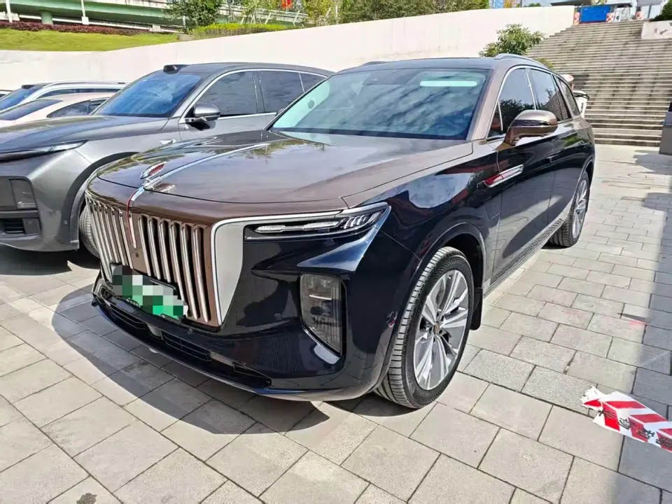 Hongqi E-HS9 Model 690km Flag Enjoy Edition 6-seater 2025