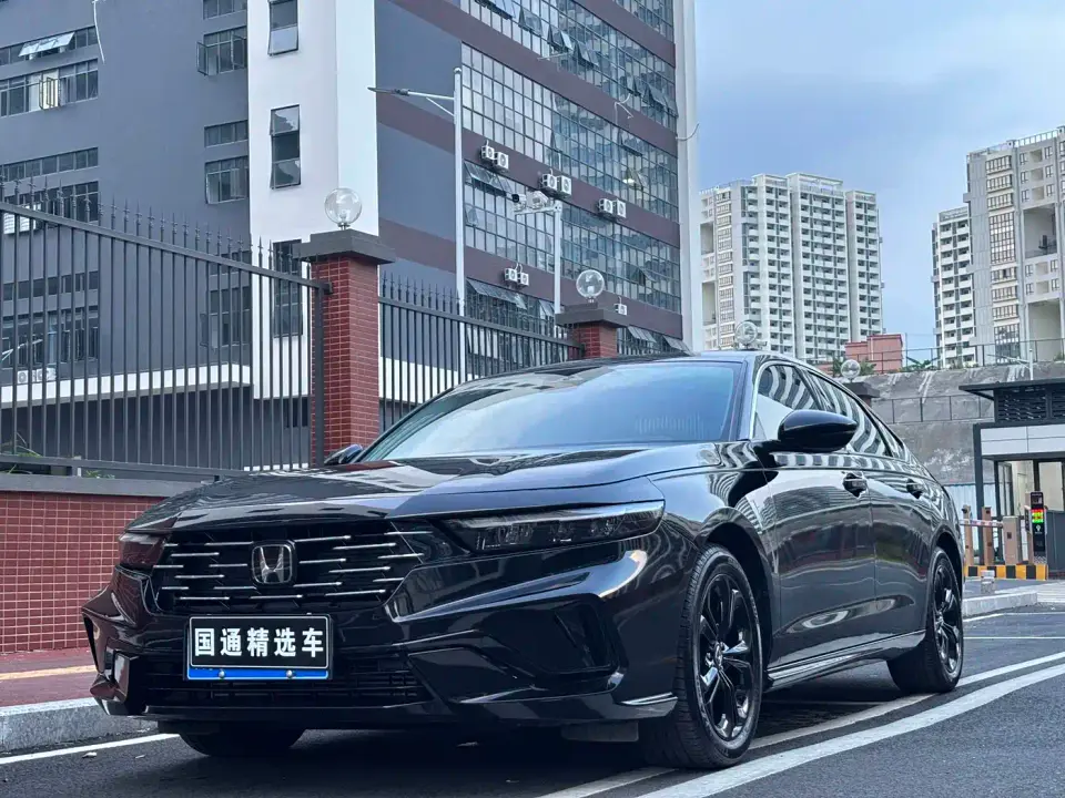 Honda Accord Sport Series 260TURBO Luxury Edition 2025