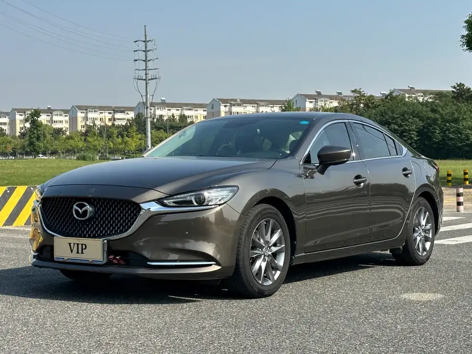 Mazda Atenza 2.0L Skyactiv Luxury 2020