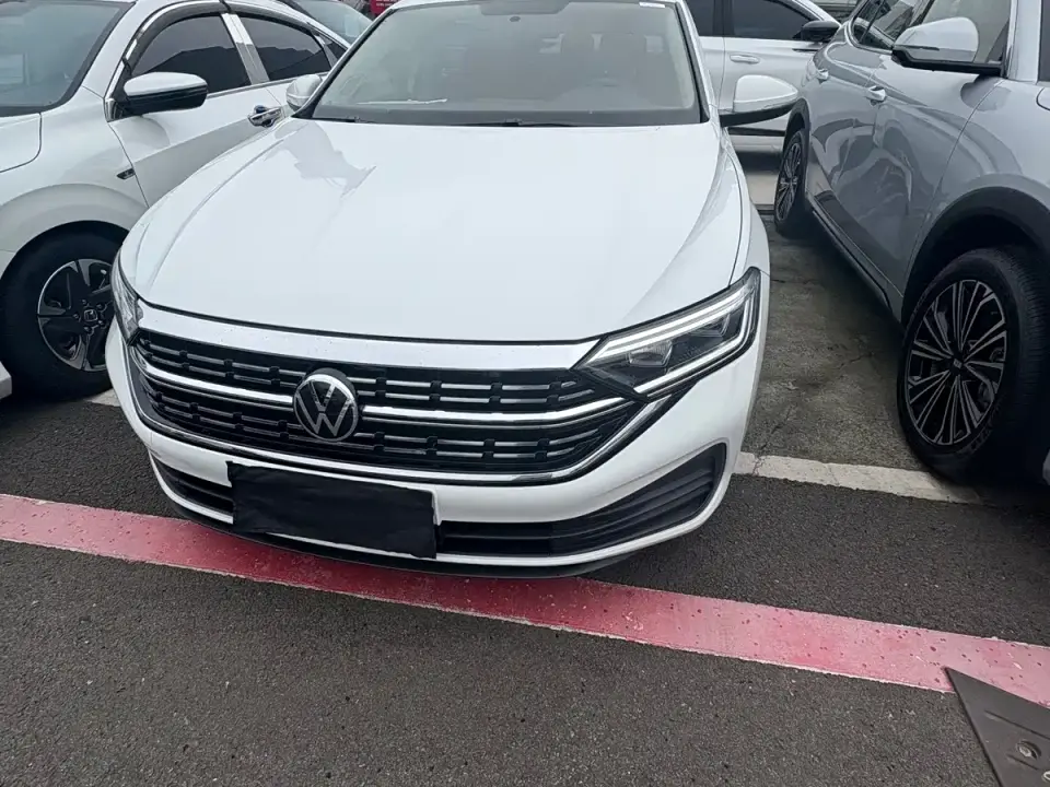 Volkswagen Sagitar 300TSI DSG Leap Edition 2024