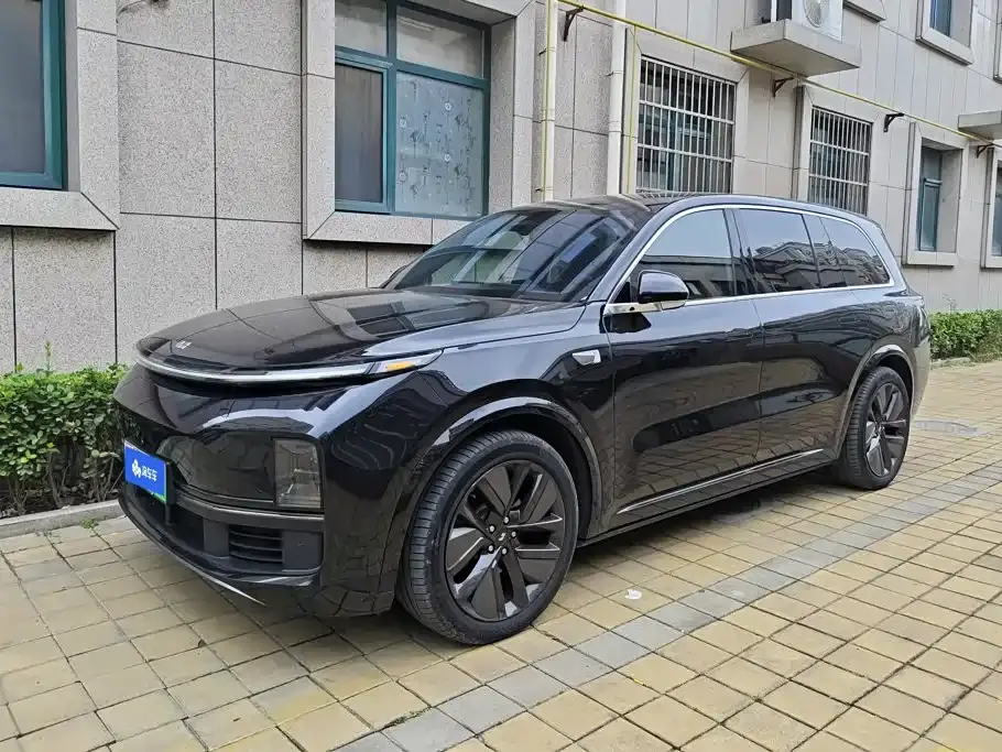 Li Auto Li Xiang L9 Pro 2025